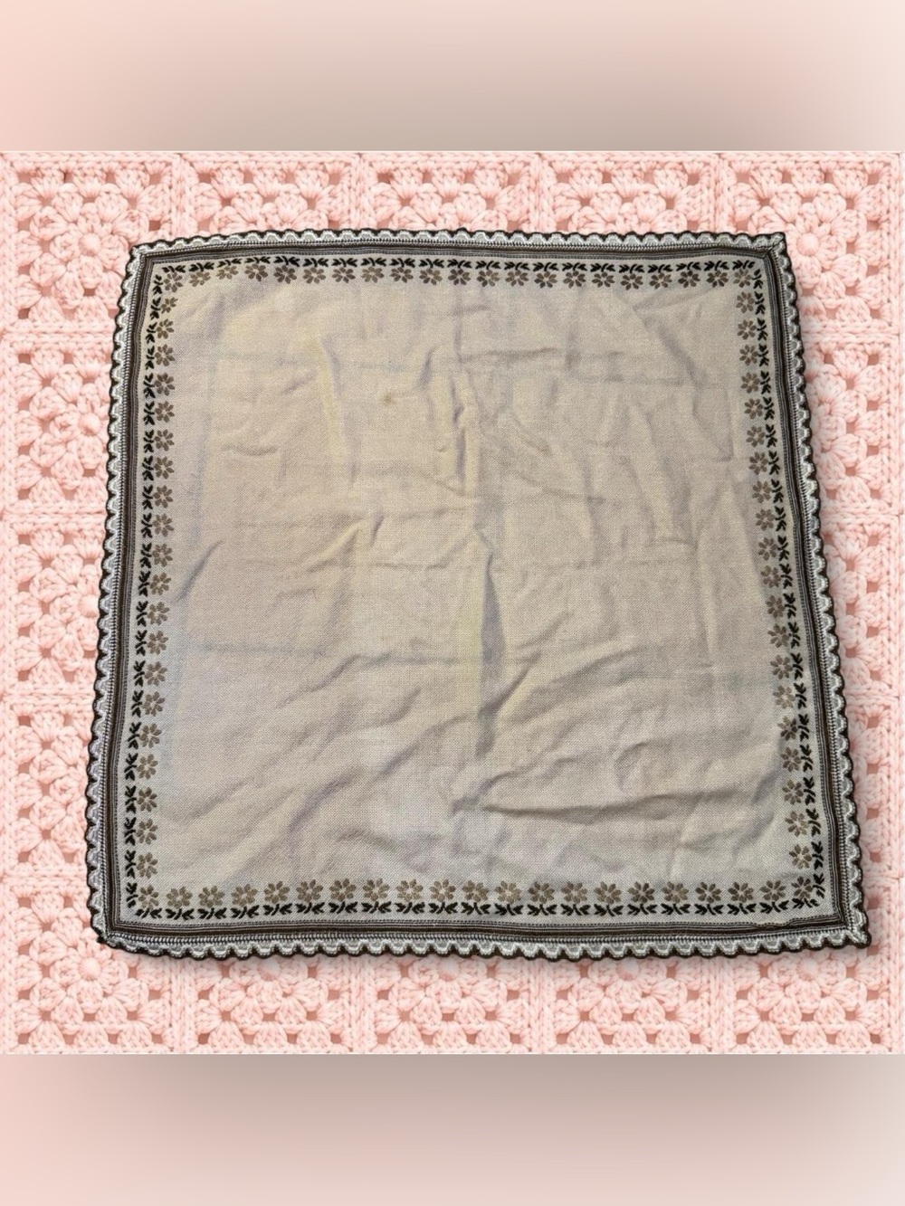 Vintage Flower Cream & brown embroidered tablecloth